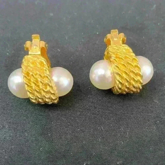 Kenneth Jay Lane KJL Vintage 70's Quality Costume Jewelry Earrings - Picture 1 of 3